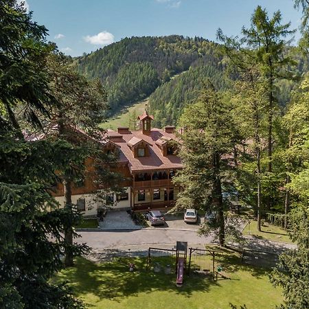 Hotel Batory 슈차브니차 외부 사진