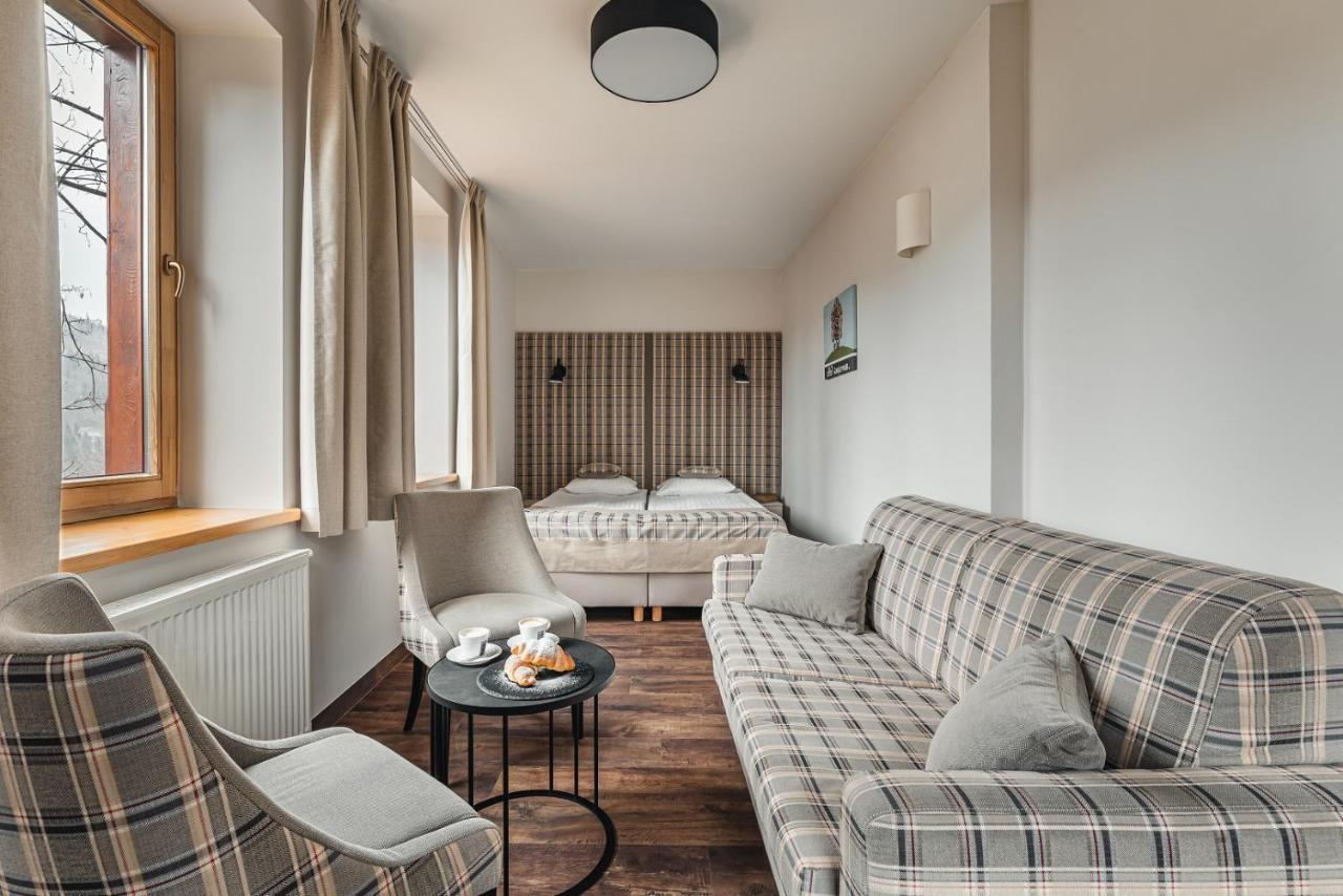Hotel Batory 슈차브니차 외부 사진