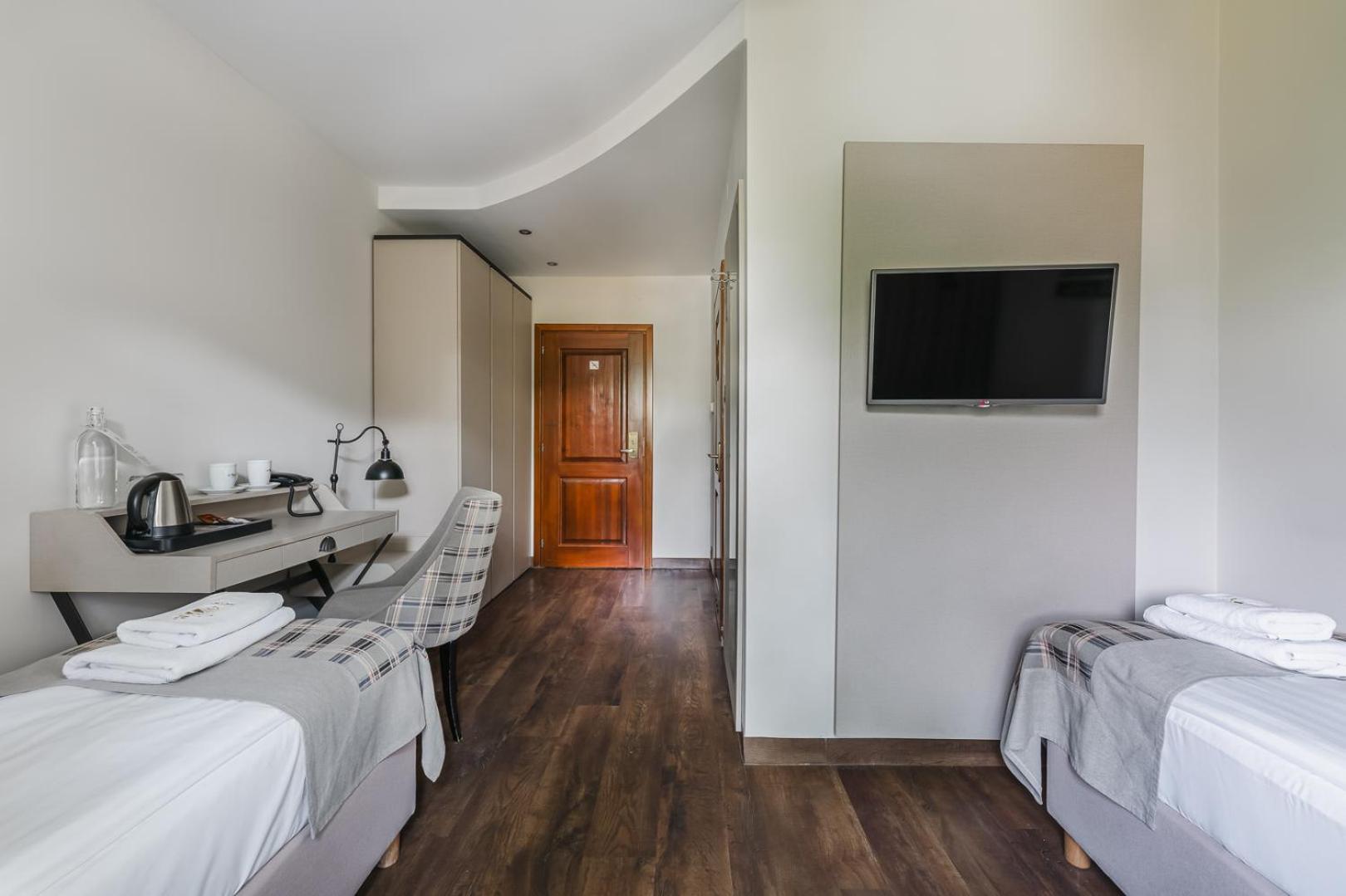 Hotel Batory 슈차브니차 외부 사진