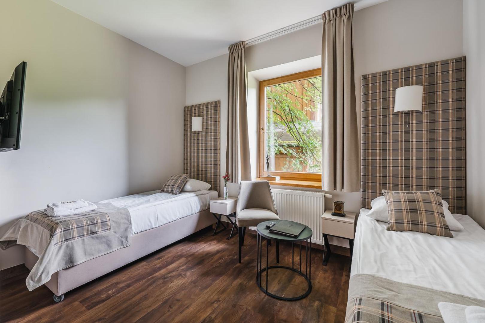 Hotel Batory 슈차브니차 외부 사진